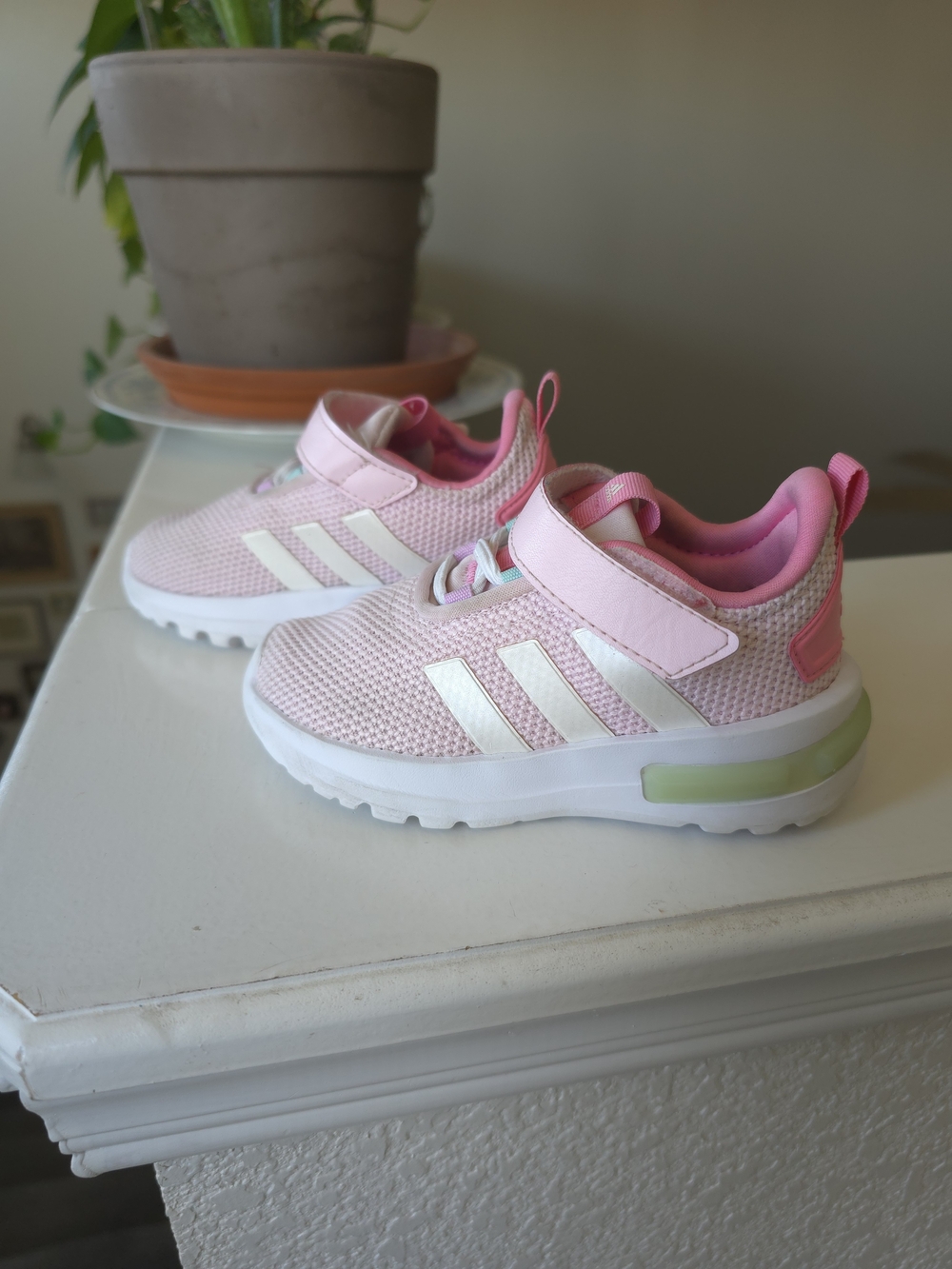 Adidas Racer TR23 Elastic Lace Closure with Hook-and-Loop Strap Shoes Kids 6k